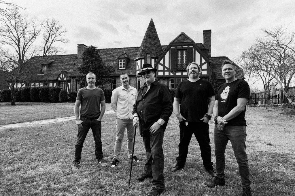 news-blues-traveler